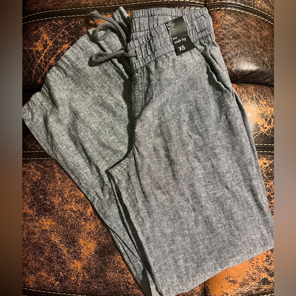 New York & Company Gray Wide Leg Pants